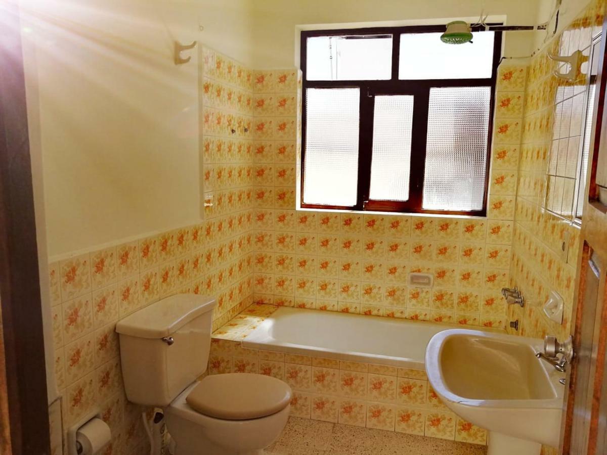 סוקרה Charlies Place מראה חיצוני תמונה